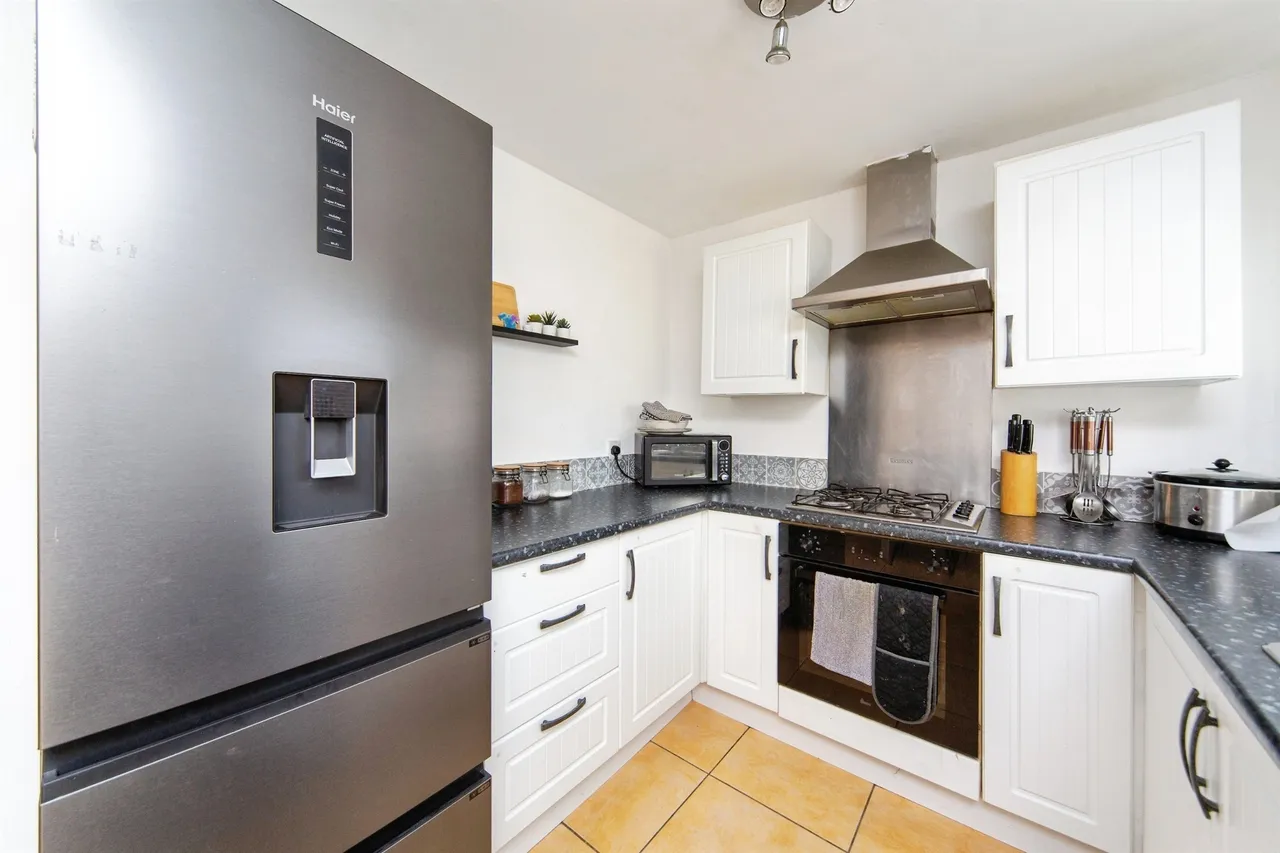 Deansfield Way, Elton, CH2, photo 4
