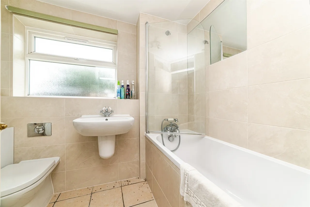 Borodin Close, Basingstoke, RG22, photo 9