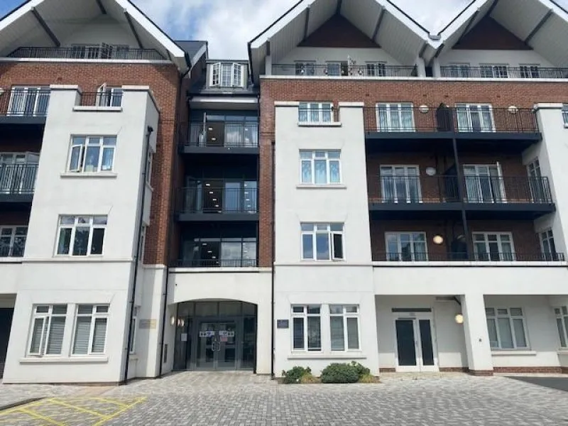 Egerton Drive, Isleworth, photo 18