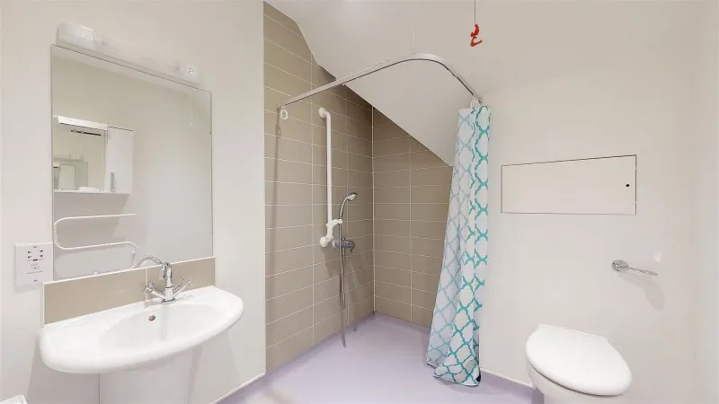 Egerton Drive, Isleworth, photo 8