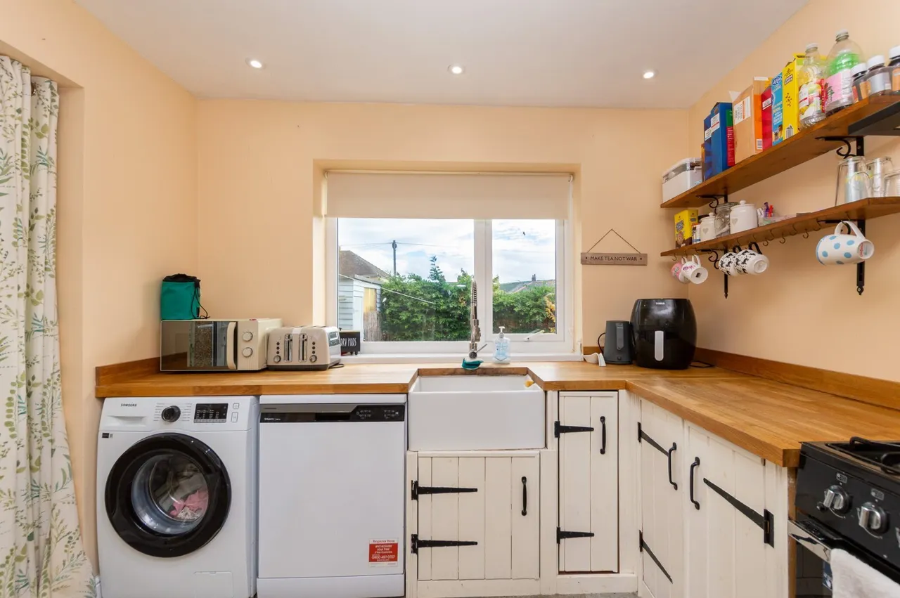 Penrhos Avenue, Llandudno Junction, photo 14