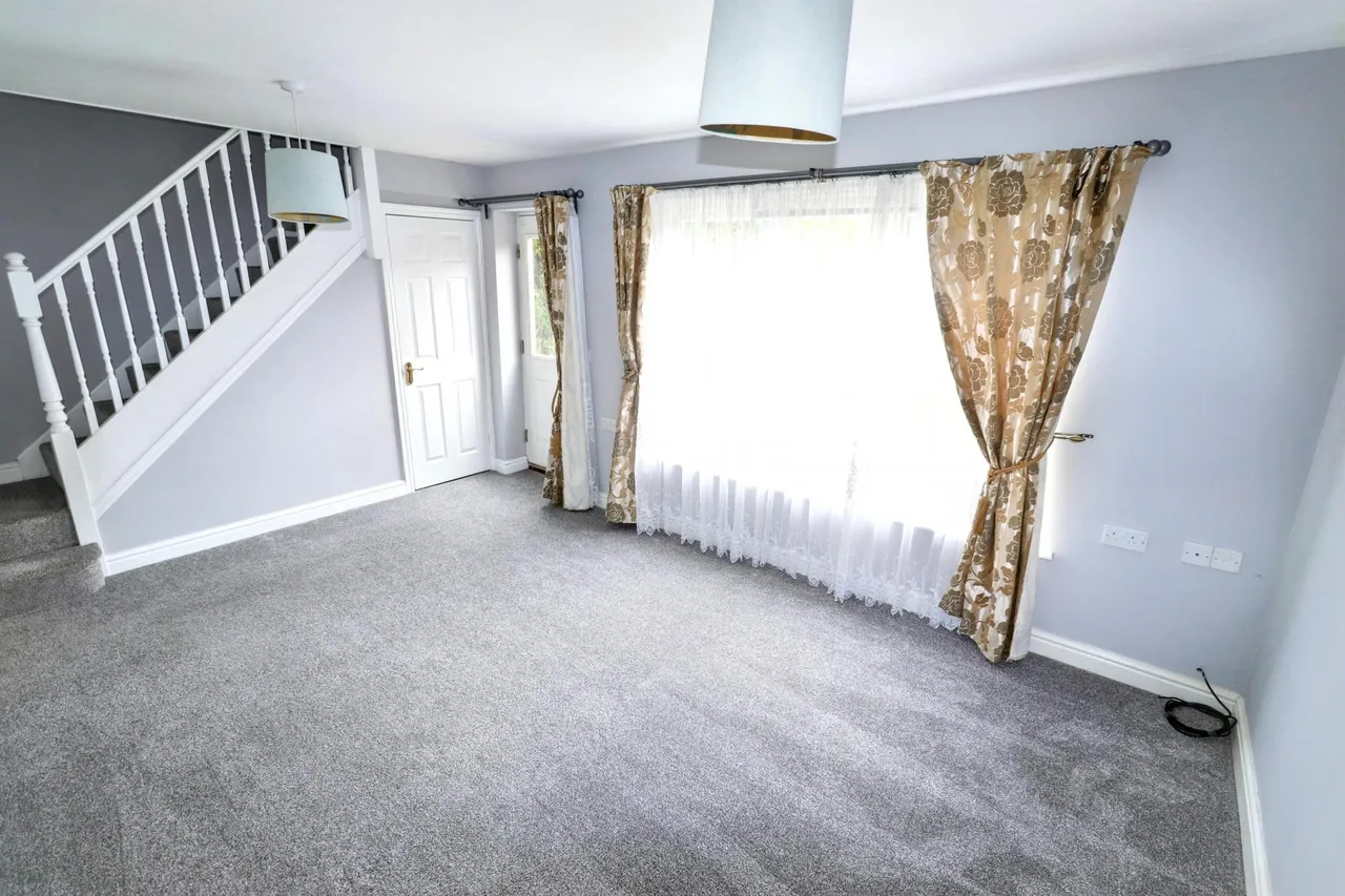 Kingfisher Court, Spalding, PE11, photo 3