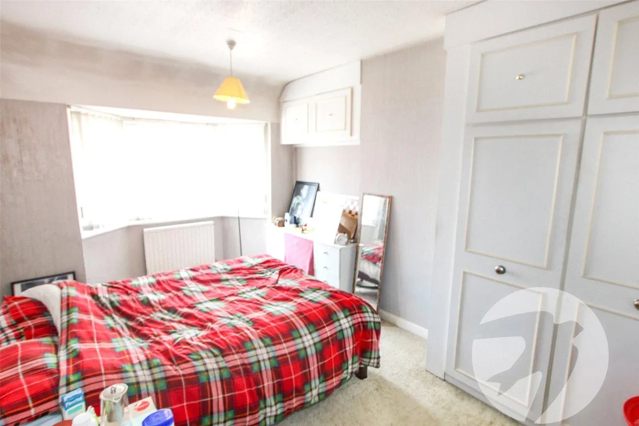 Castlewood Drive, SE9, photo 6