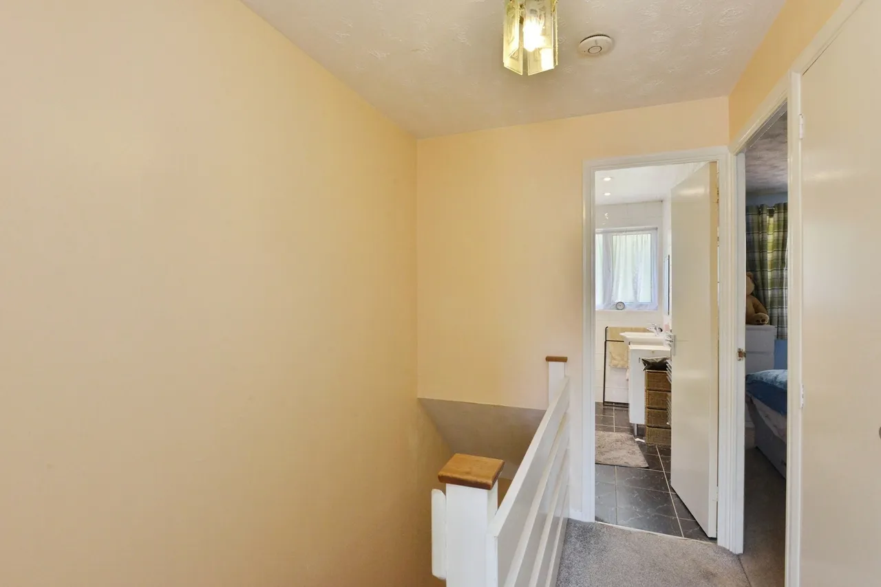Lothersdale, Heelands, Milton Keynes, Buckinghamshire, MK13, photo 17