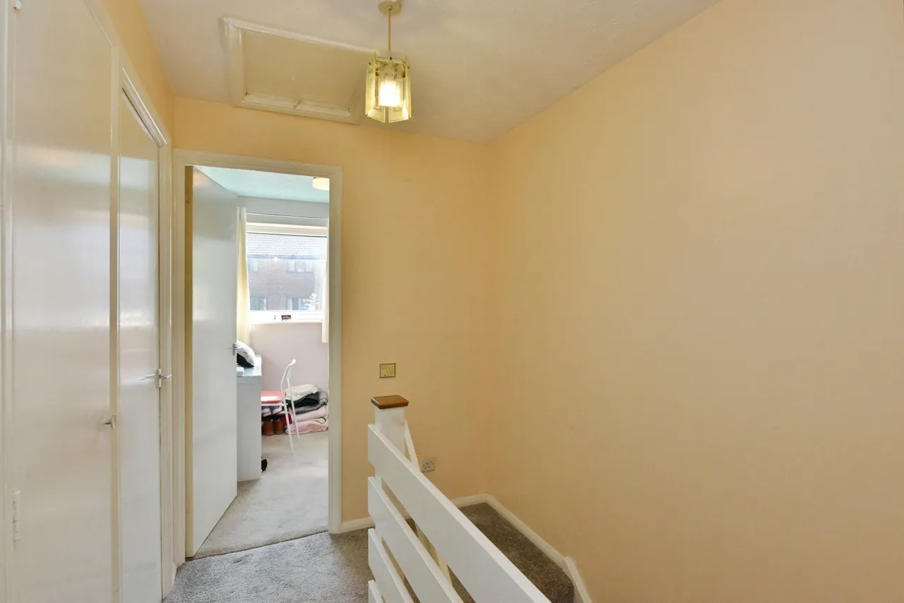 Lothersdale, Heelands, Milton Keynes, Buckinghamshire, MK13, photo 16
