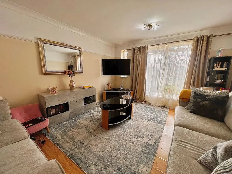 Mullion Place Fishermead, Milton Keynes MK6 2DX, photo 2