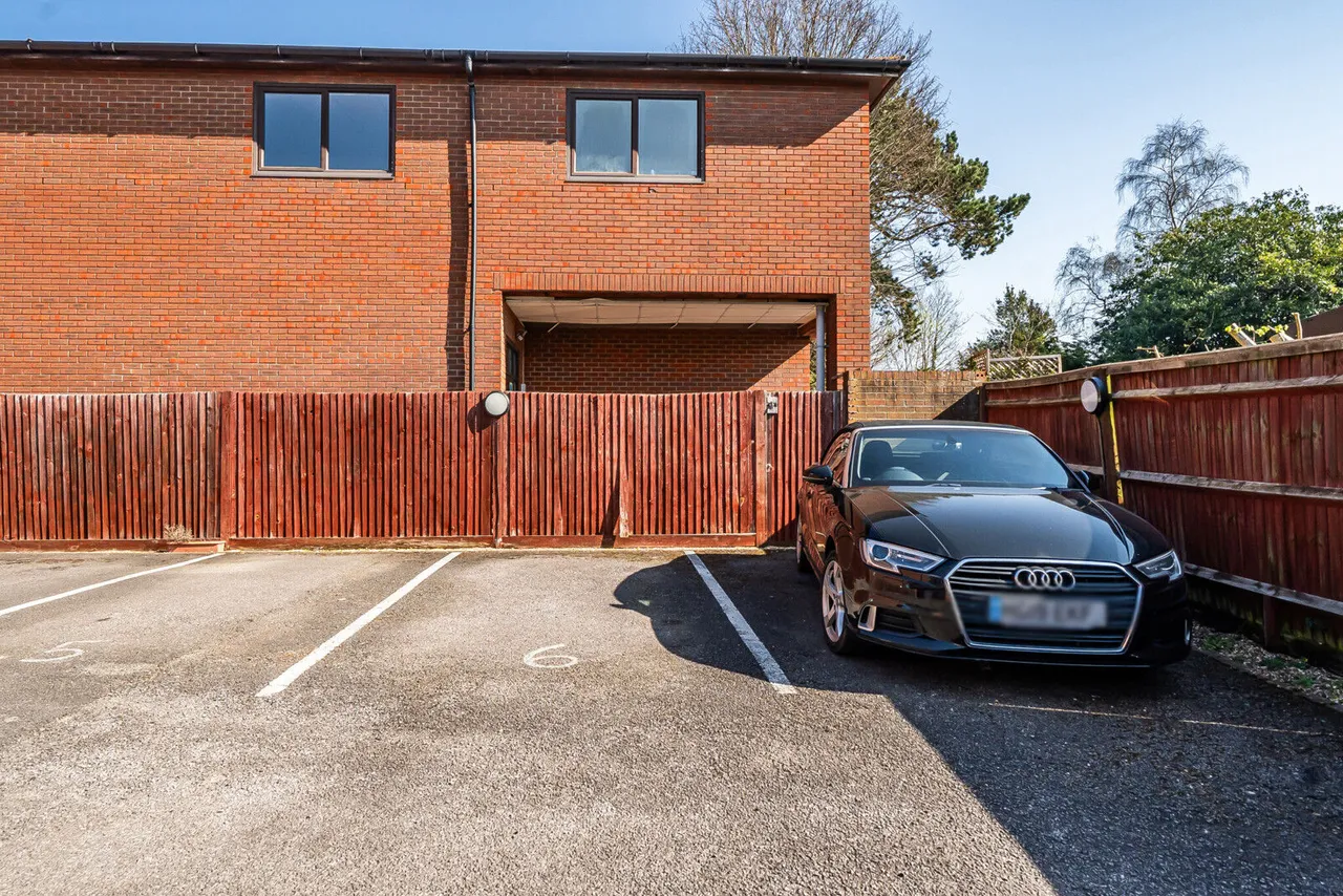 The Grove, Twyford, RG10, photo 19