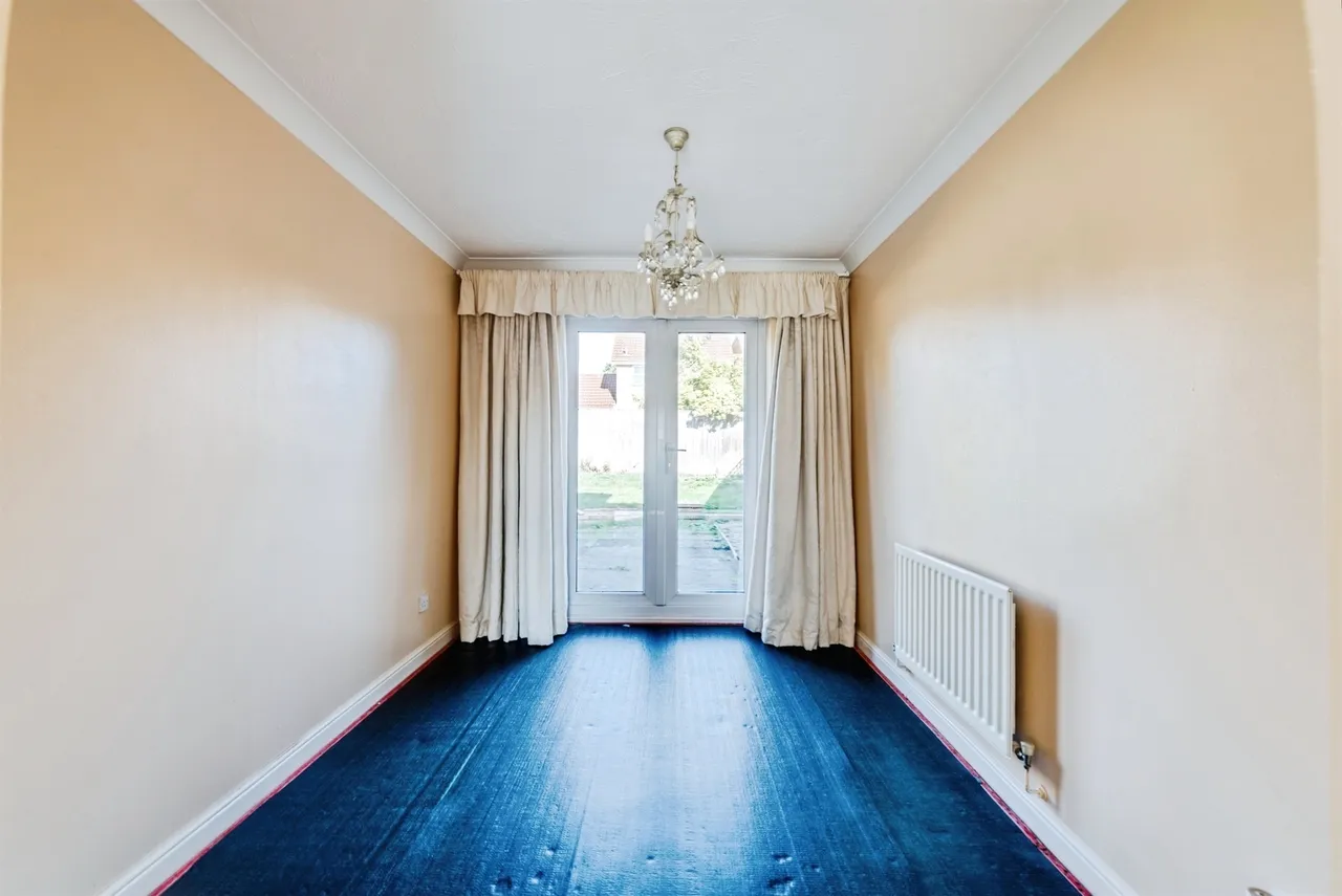 Yeats Close, Swindon, SN25, photo 5