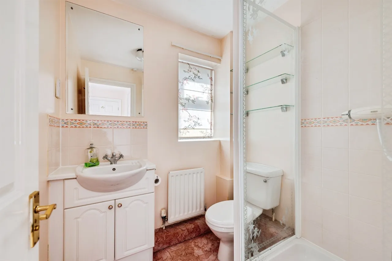 Yeats Close, Swindon, SN25, photo 11
