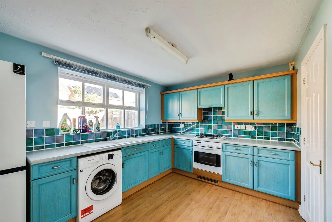 Yeats Close, Swindon, SN25, photo 2