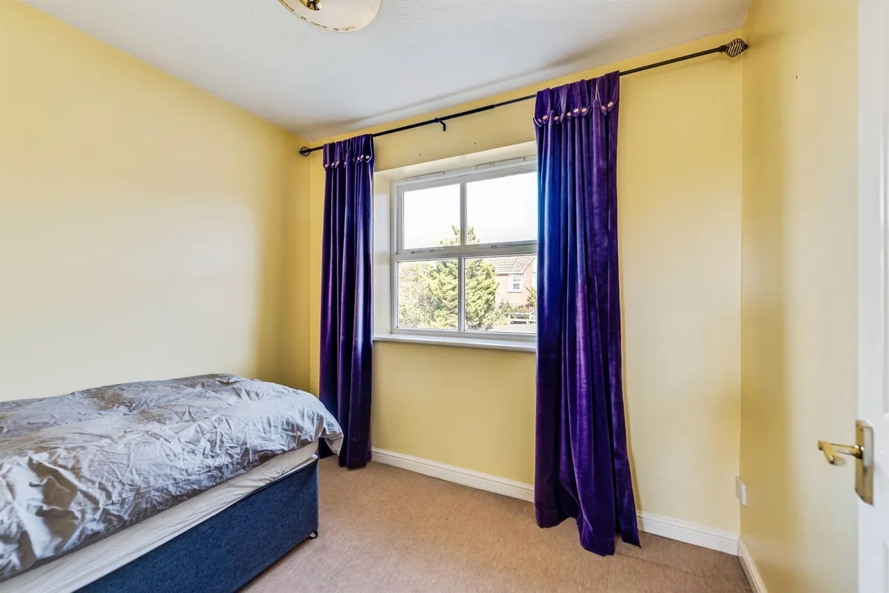 Yeats Close, Swindon, SN25, photo 9