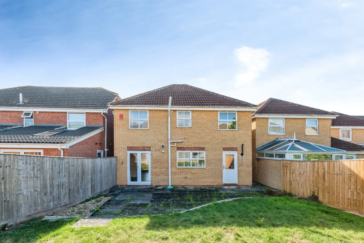 Yeats Close, Swindon, SN25, photo 13