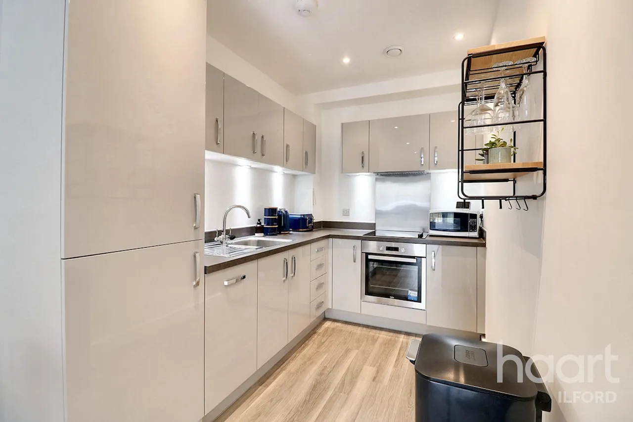 Roden Street, Ilford, IG1, photo 6