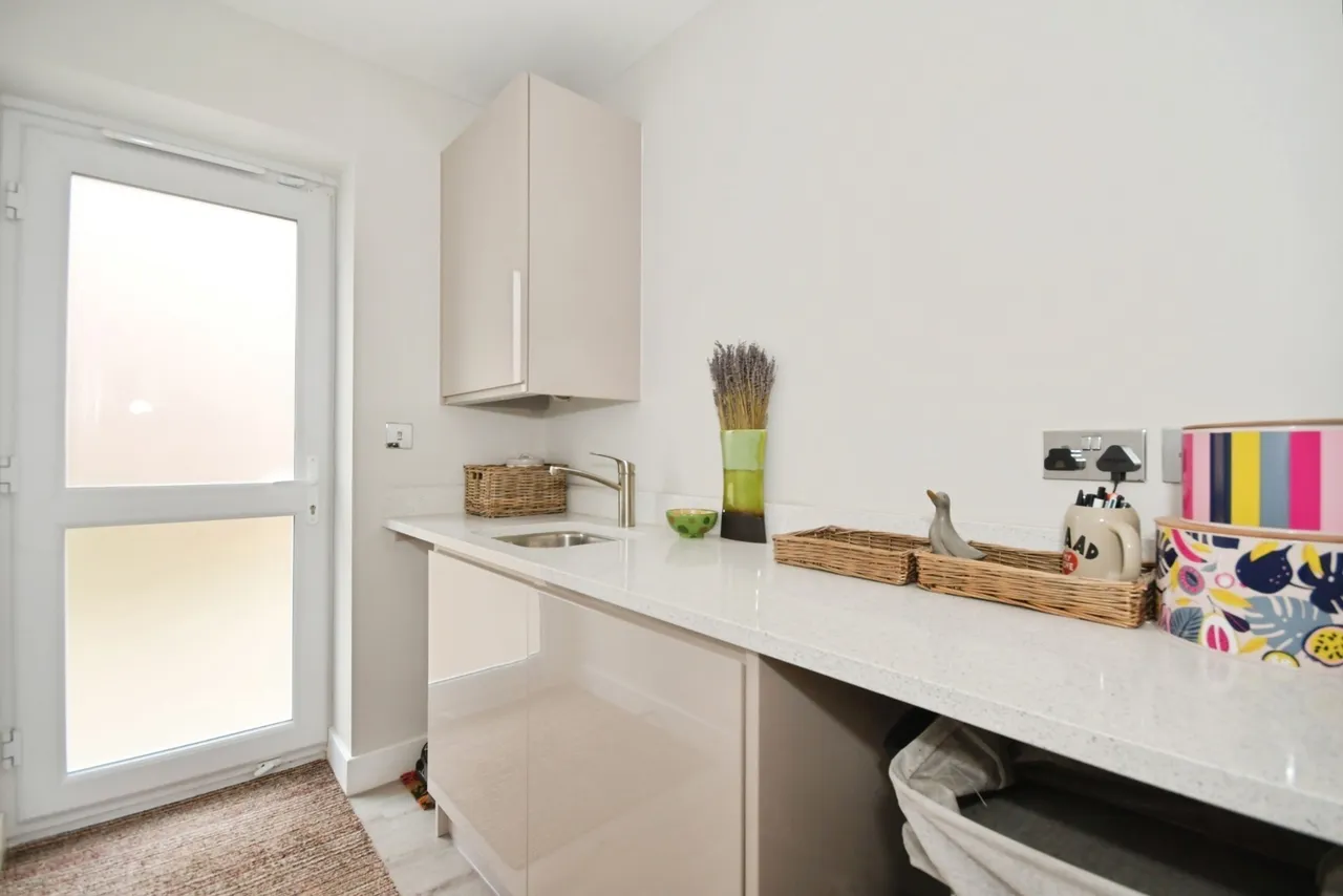 Settlement Drive, Clowne, Chesterfield, Derbyshire, S43, photo 9