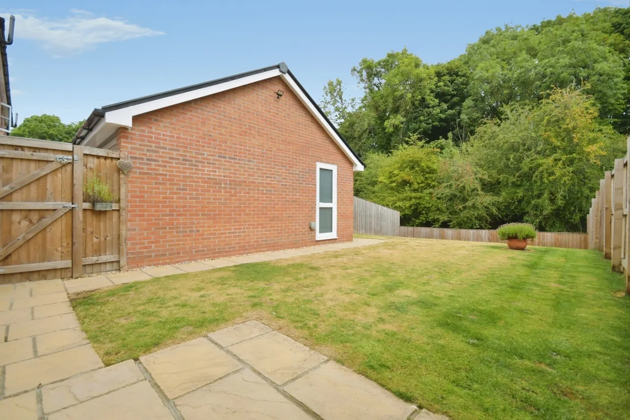 Settlement Drive, Clowne, Chesterfield, Derbyshire, S43, photo 20