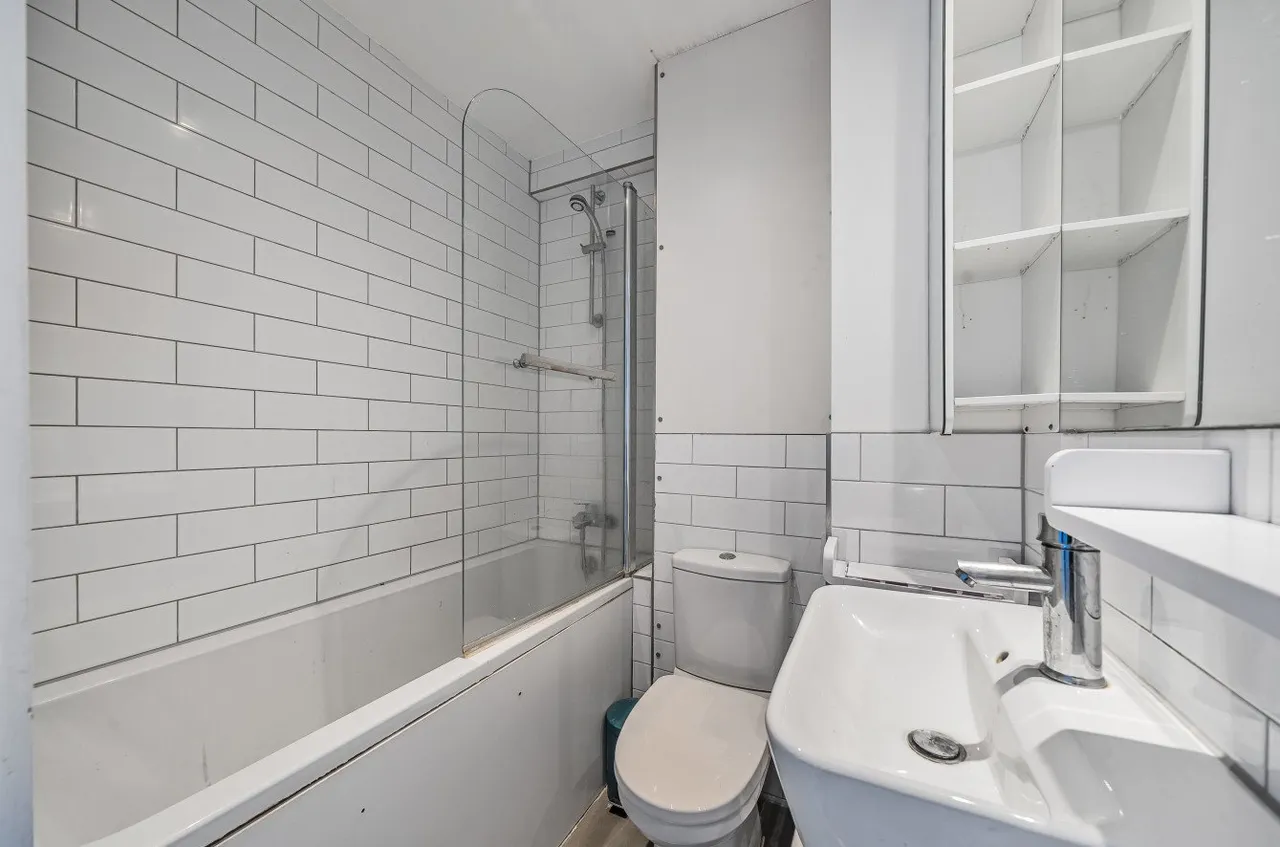 Kennington Lane, Kennington, London, SE11, photo 9