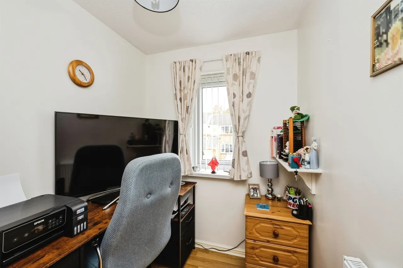 Howards Way, Swansea, SA4, photo 13