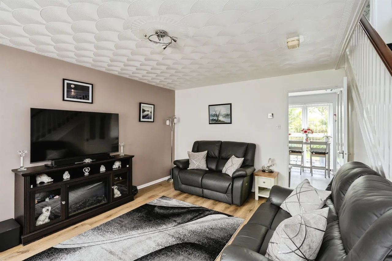 Howards Way, Swansea, SA4, photo 9