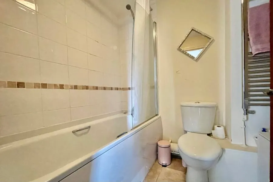 St Johns Lane, Bedminster, BS3, photo 7