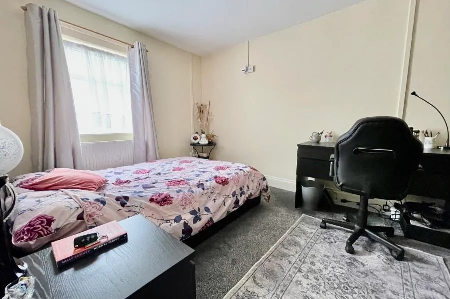 St Johns Lane, Bedminster, BS3, photo 5