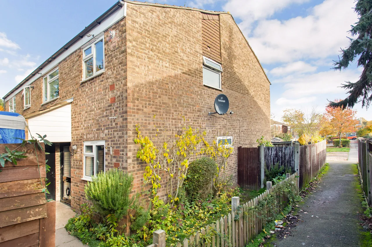 Molesworth Road, Cobham, Surrey, KT11, photo 7