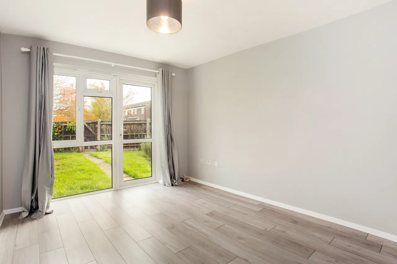 Molesworth Road, Cobham, Surrey, KT11, photo 3