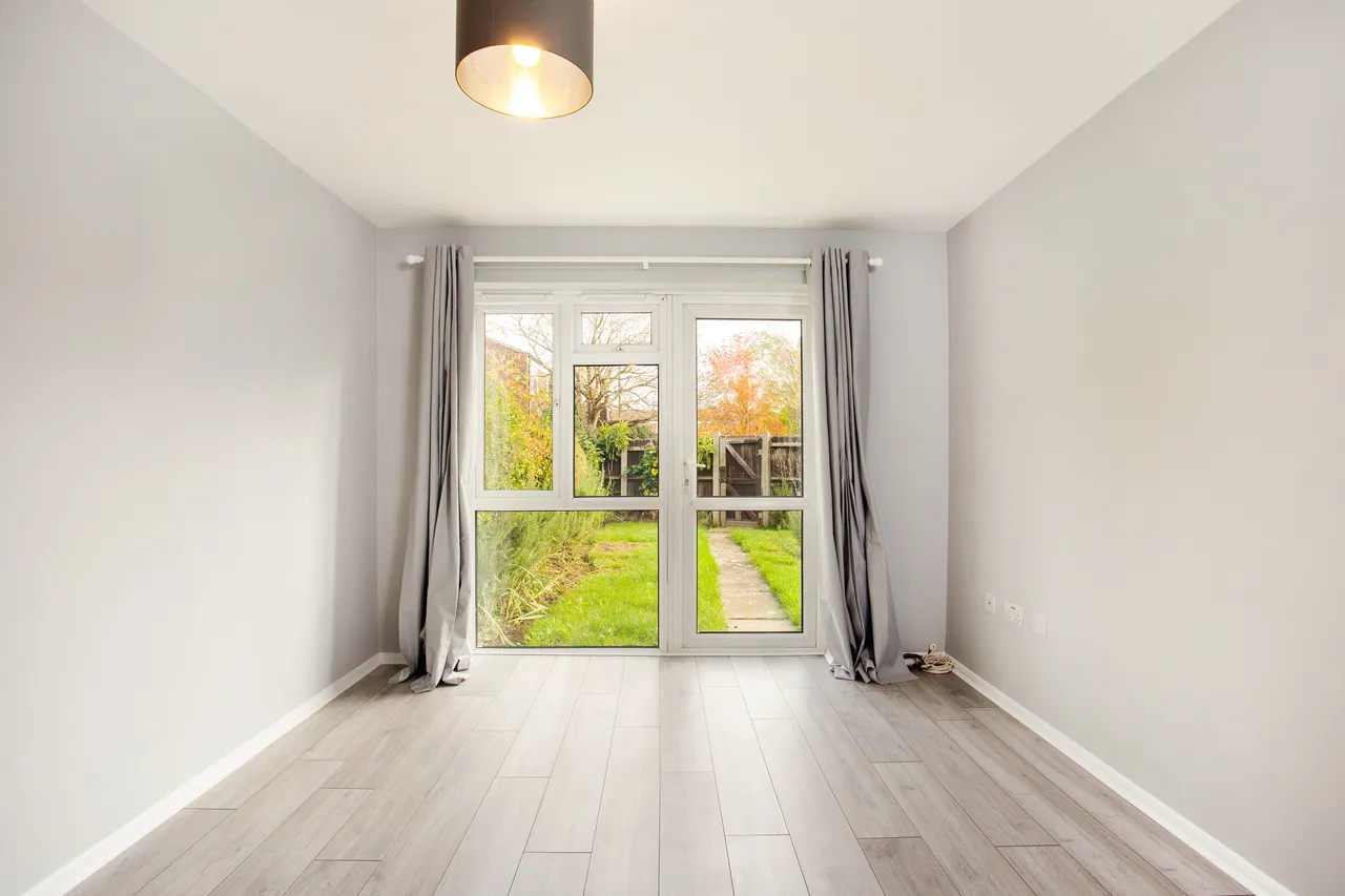 Molesworth Road, Cobham, Surrey, KT11, photo 4