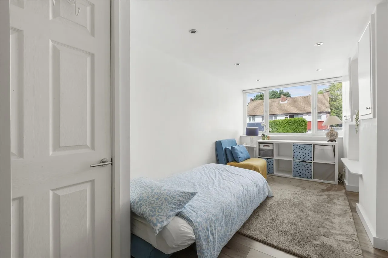 Hithercroft Road, Downley, HP13, photo 13