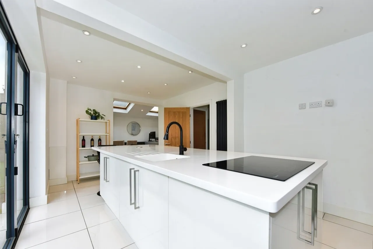 Masefield Road, Sheffield, S13, photo 17