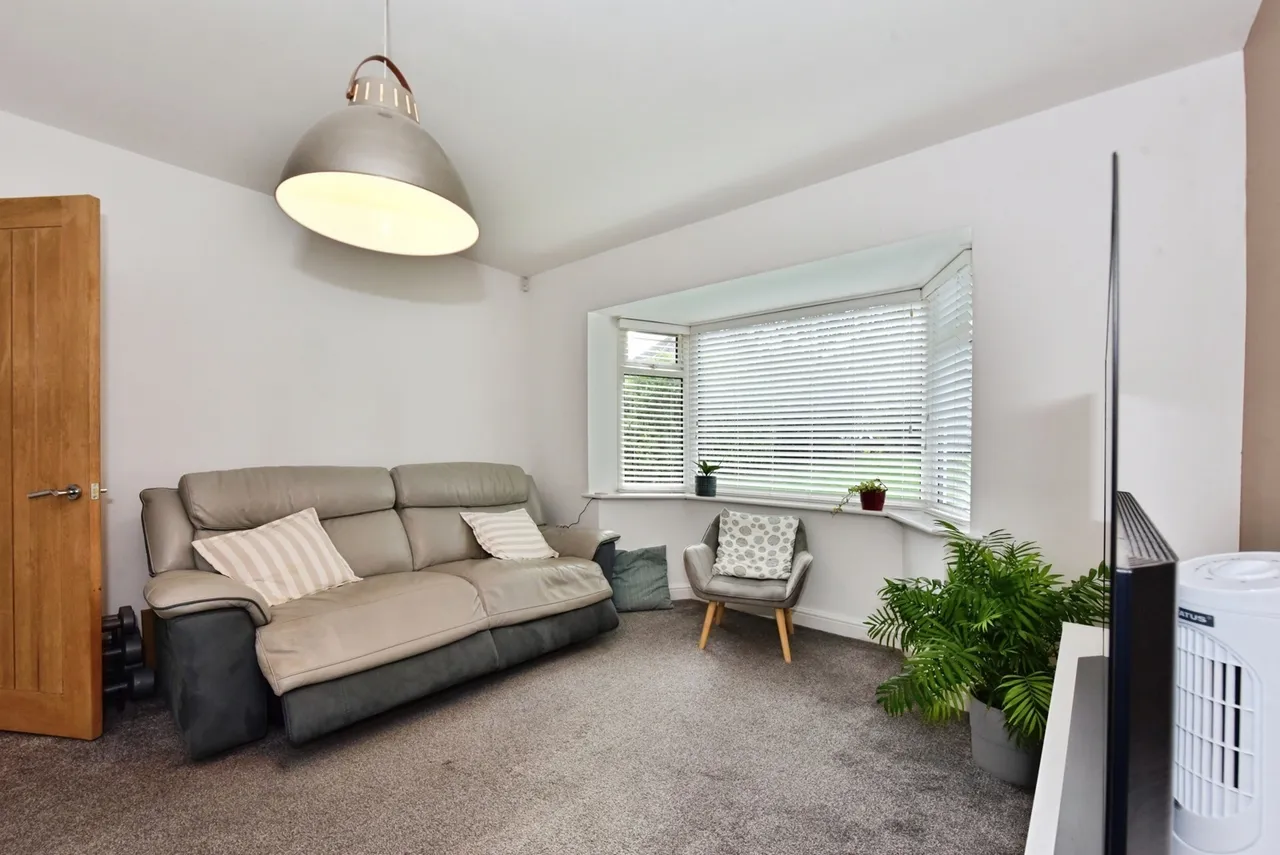 Masefield Road, Sheffield, S13, photo 3
