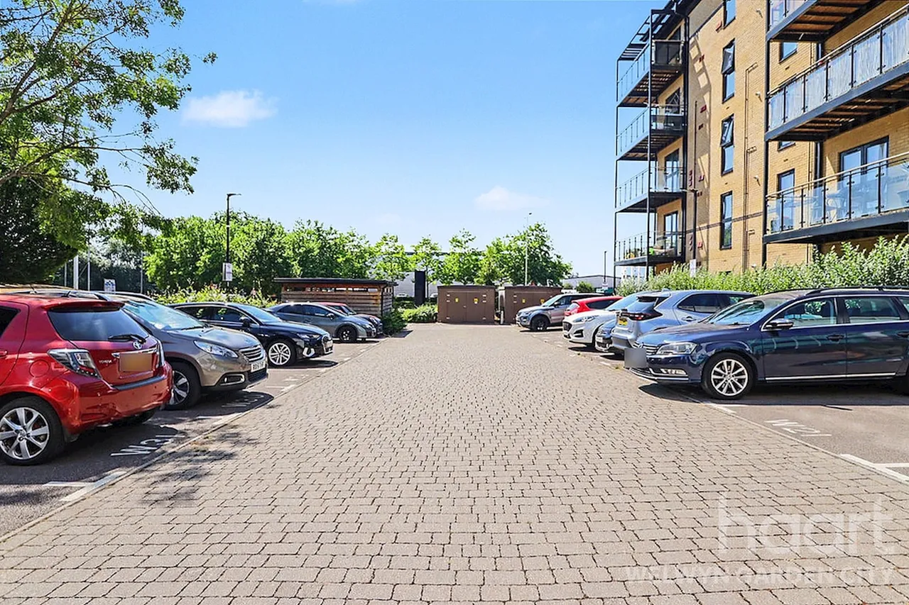 Bessemer Road, Welwyn Garden City, AL7, photo 20