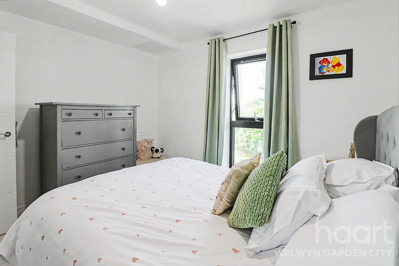 Bessemer Road, Welwyn Garden City, AL7, photo 18