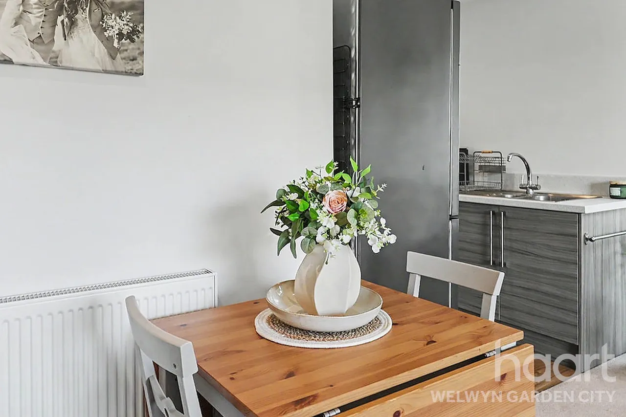 Bessemer Road, Welwyn Garden City, AL7, photo 10