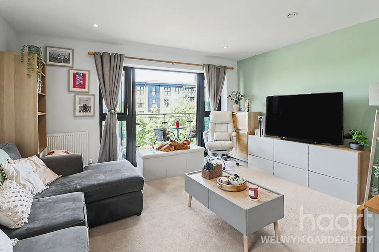 Bessemer Road, Welwyn Garden City, AL7, photo 4