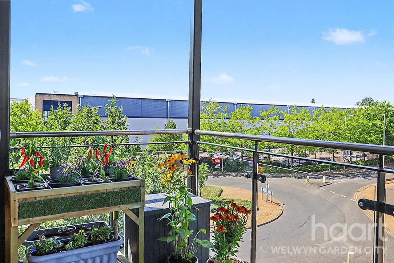 Bessemer Road, Welwyn Garden City, AL7, photo 12