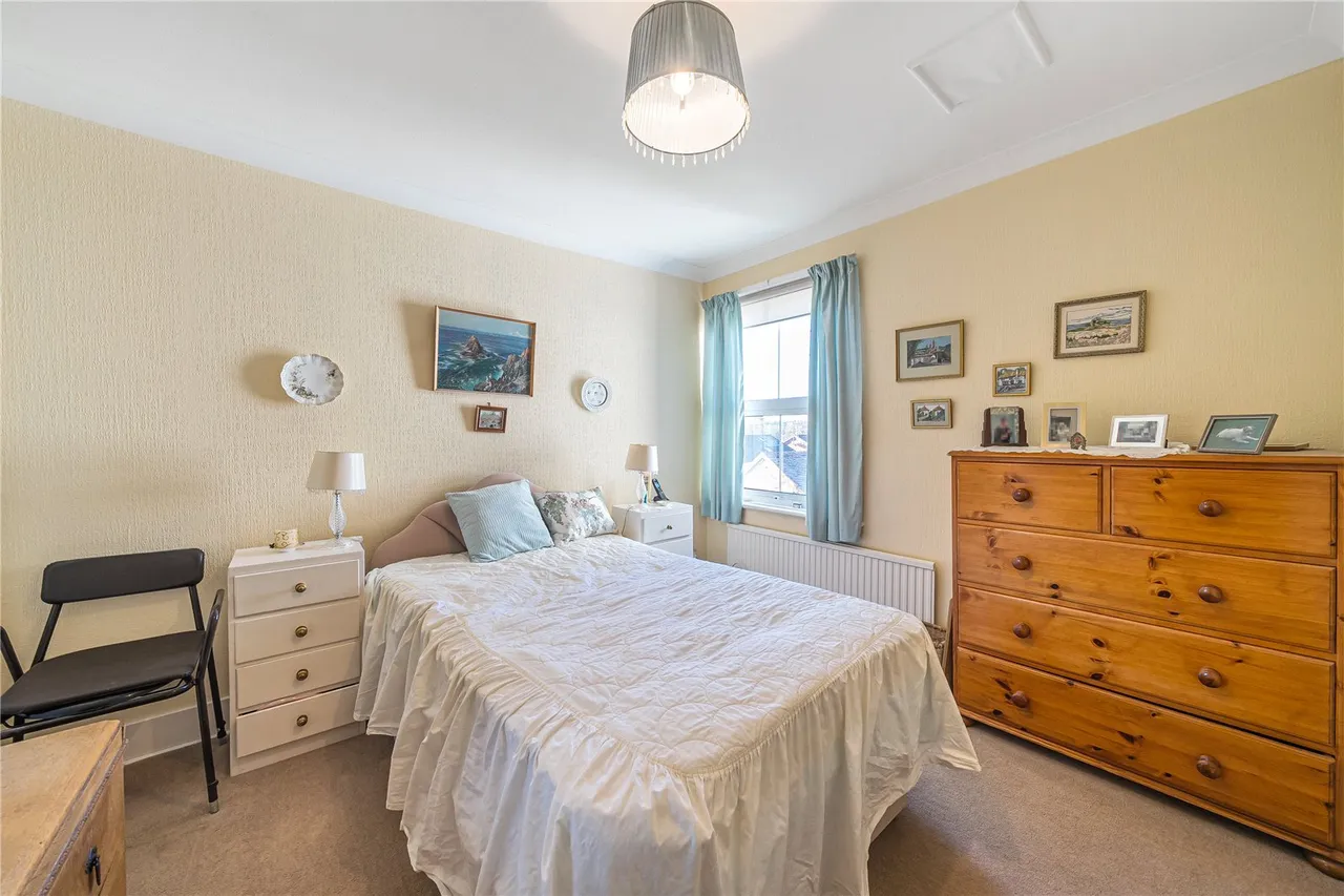 Mayflower Road, Whitehill, GU35, photo 5
