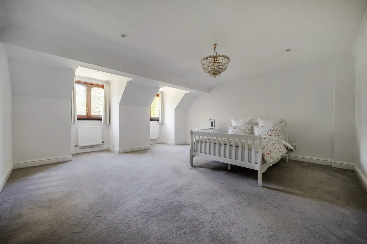 Fulmer Drive, Gerrards Cross, SL9, photo 7