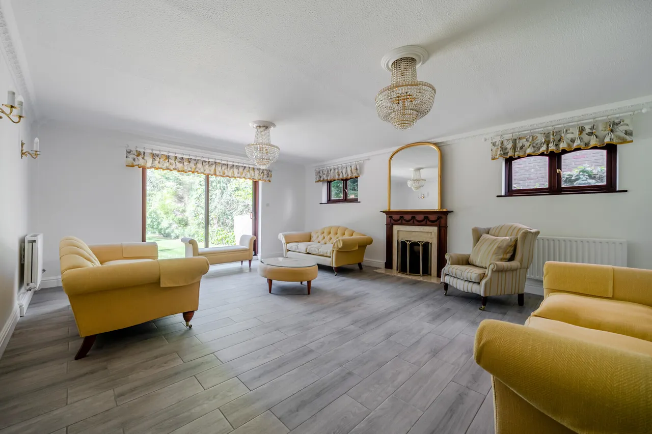 Fulmer Drive, Gerrards Cross, SL9, photo 4