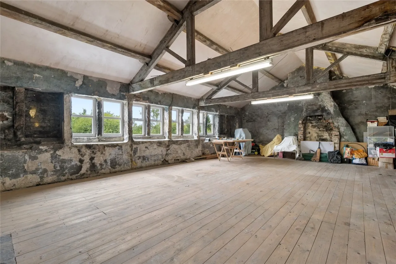 Ealees, Littleborough, OL15, photo 17