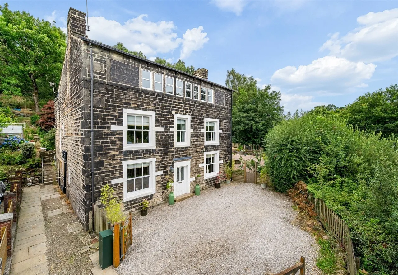 5 bed house for sale, Ealees, Littleborough, OL15
