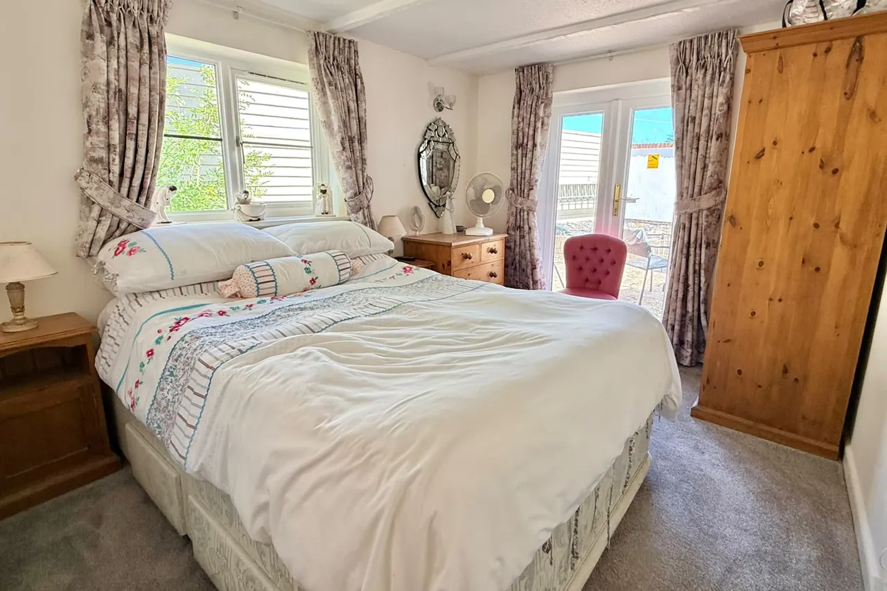 Three Willows, Kingston Common, BH24, photo 12