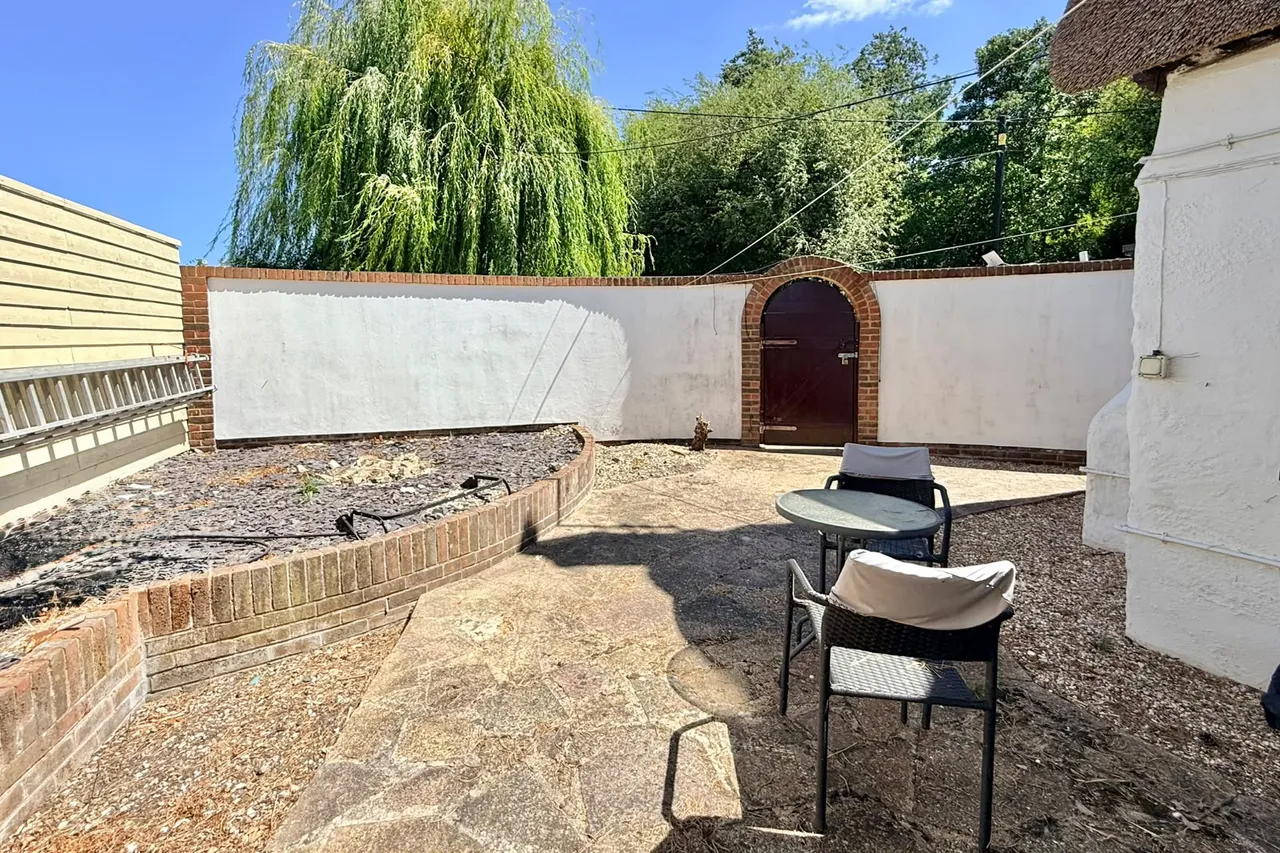 Three Willows, Kingston Common, BH24, photo 24