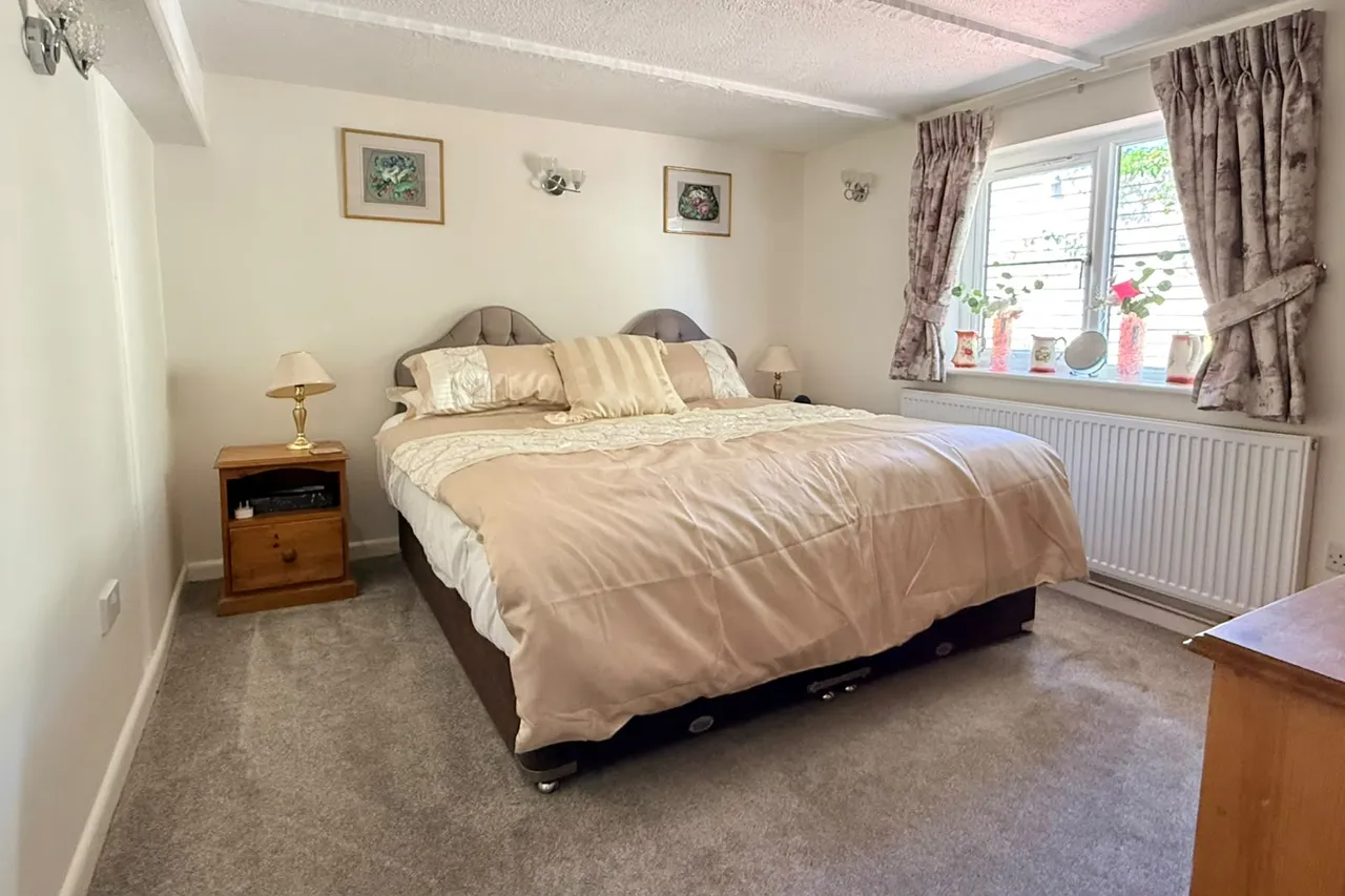 Three Willows, Kingston Common, BH24, photo 11