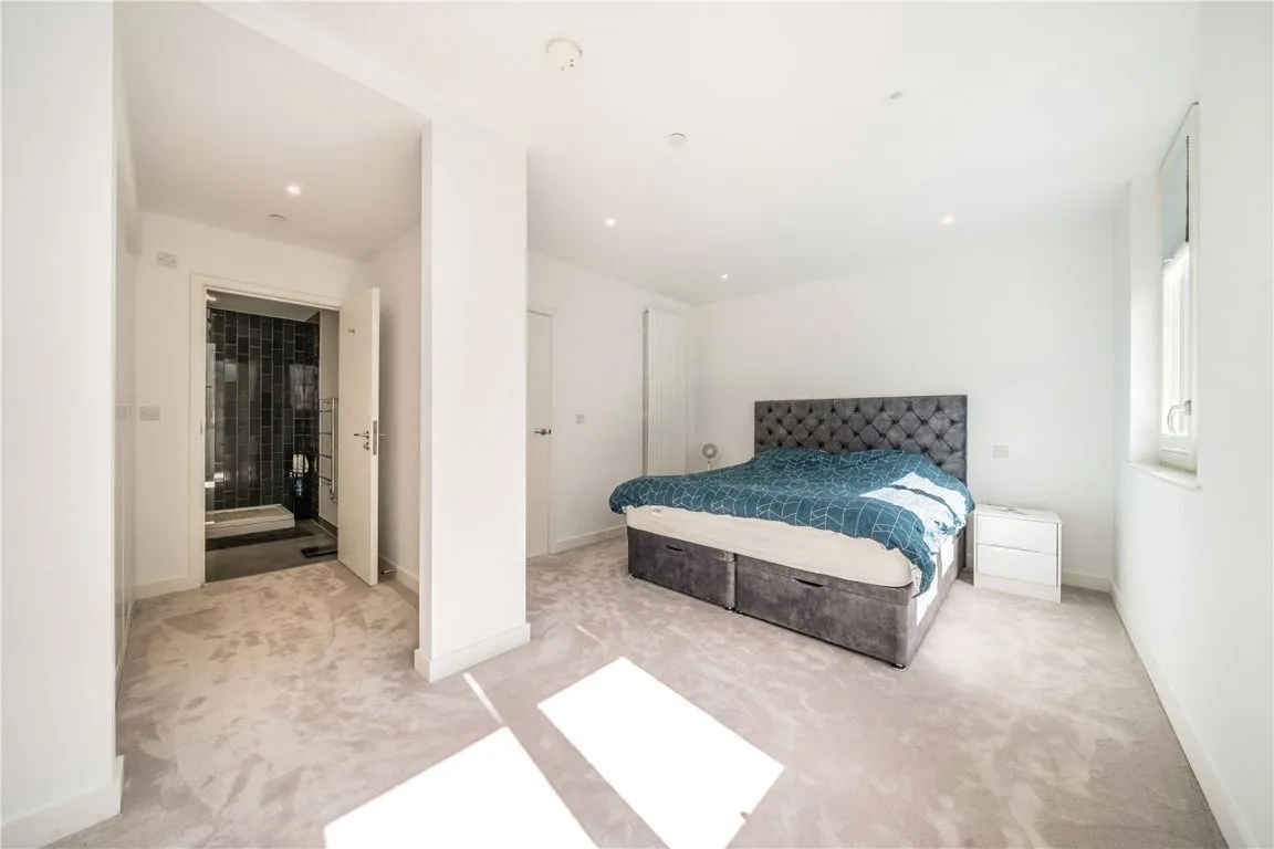 Schooner Road, Canary Wharf, photo 22