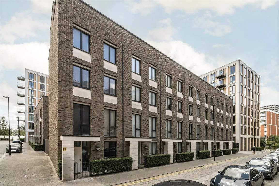 Schooner Road, Canary Wharf, photo 25