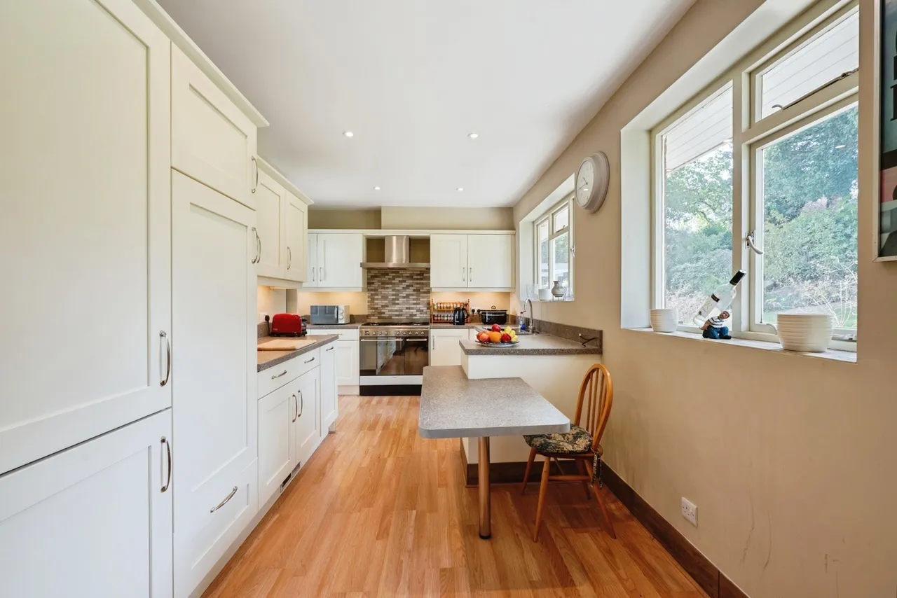 Highclere Close, Kenley, CR8, photo 4