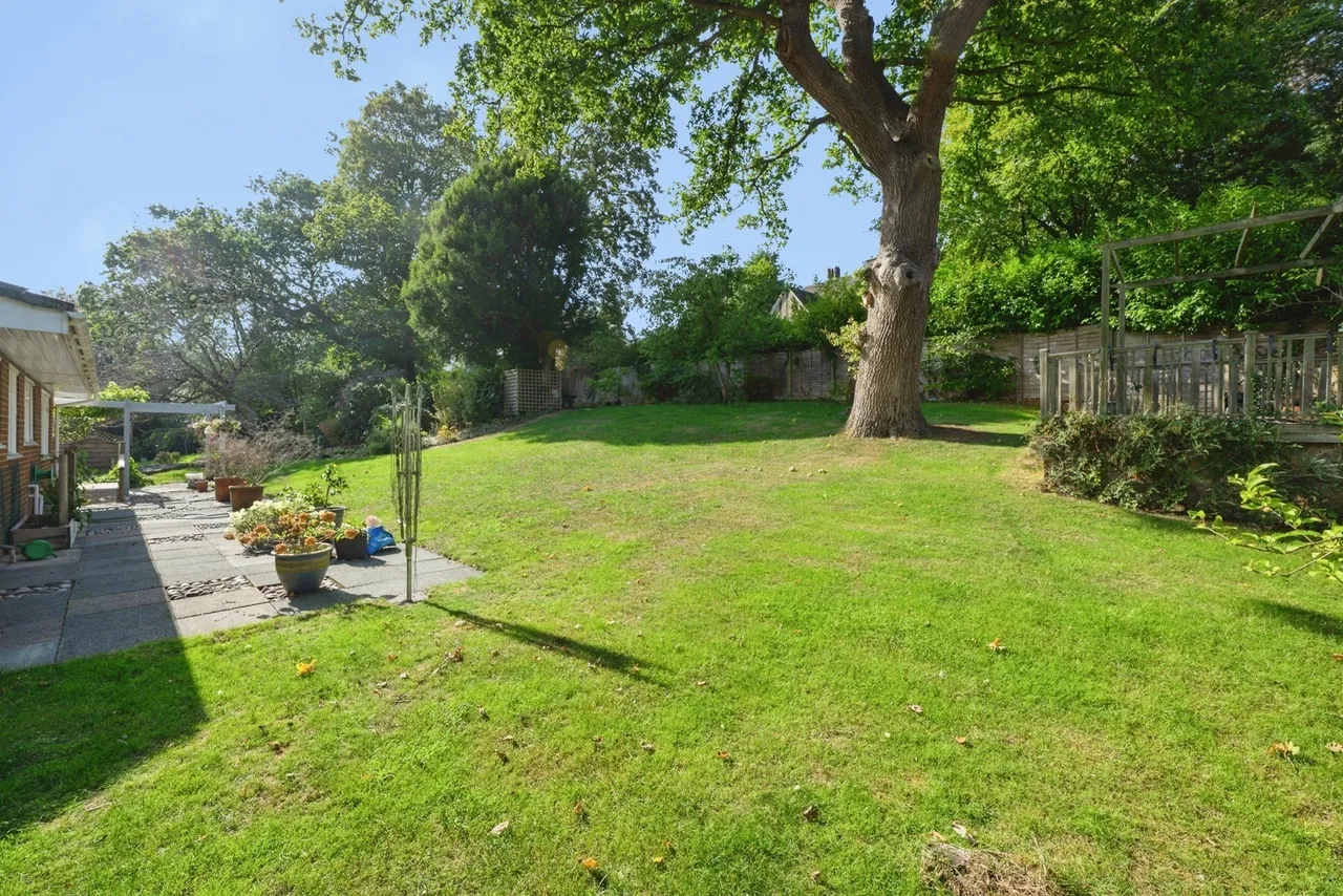 Highclere Close, Kenley, CR8, photo 6