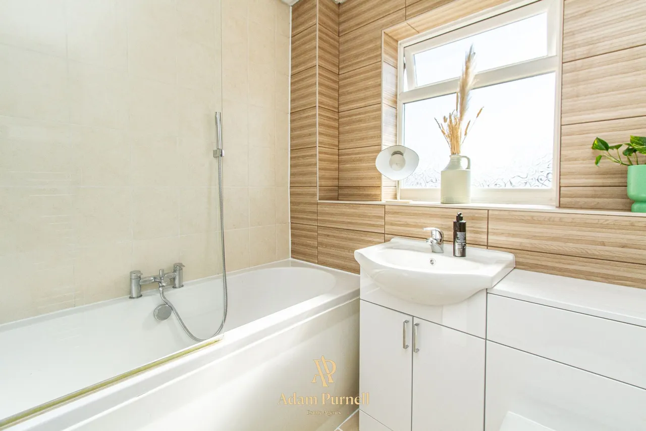 Newquay Close, Hinckley, LE10, photo 12