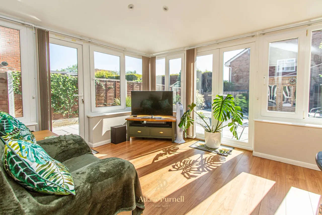Newquay Close, Hinckley, LE10, photo 3