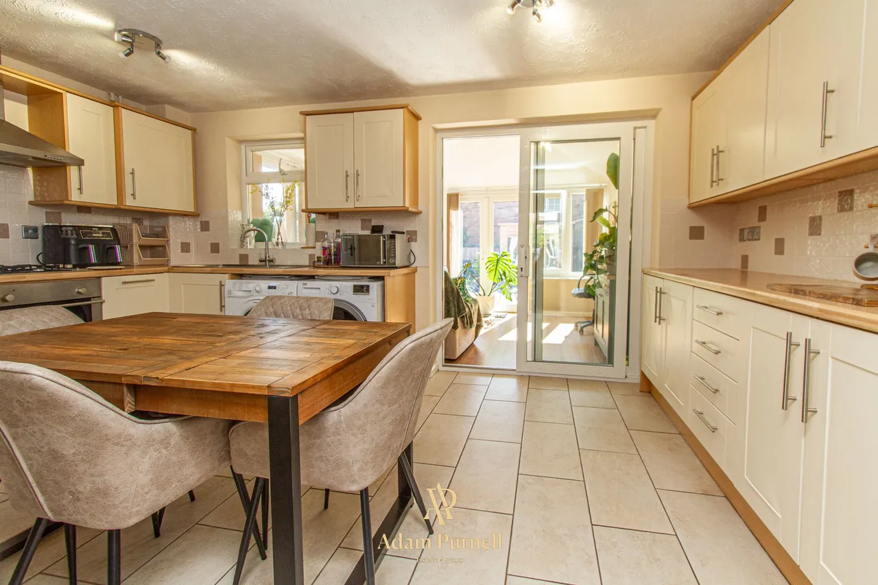 Newquay Close, Hinckley, LE10, photo 5